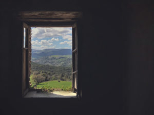 Un villaggio abbandonato in Toscana