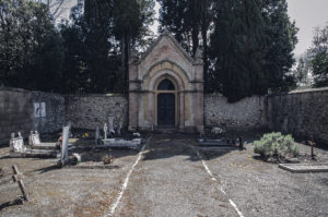 Un villaggio abbandonato in Toscana