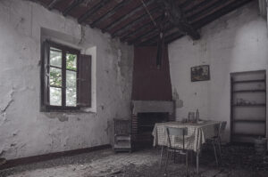 Case Abbandonate in Toscana, La Casa delle Bambole Urbex