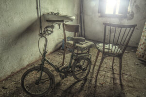 Case Abbandonate in Toscana, La Casa delle Bambole Urbex