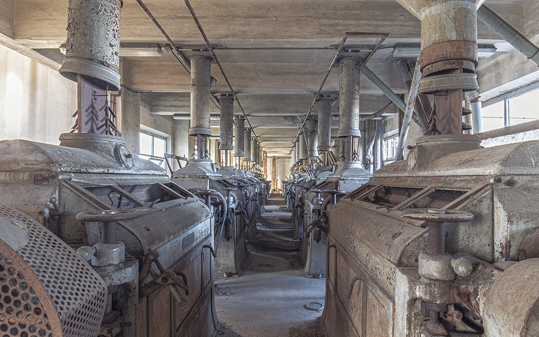 Abbandono Industriale. Il Gigante di Ruggine